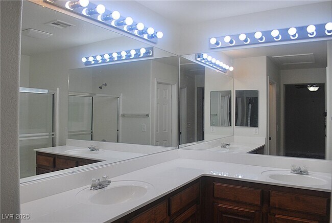 Building Photo - 9037 W Victor Creek Ave