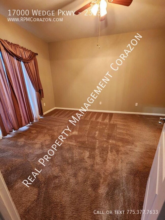 Building Photo - 2 Bed, 2 Bath with loft in Fallen Leaf Com...