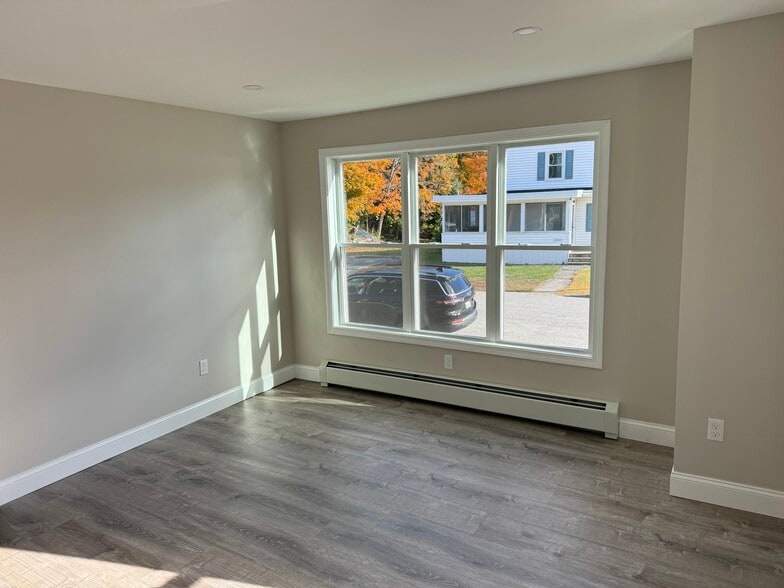 Building Photo - 118 Western Ave