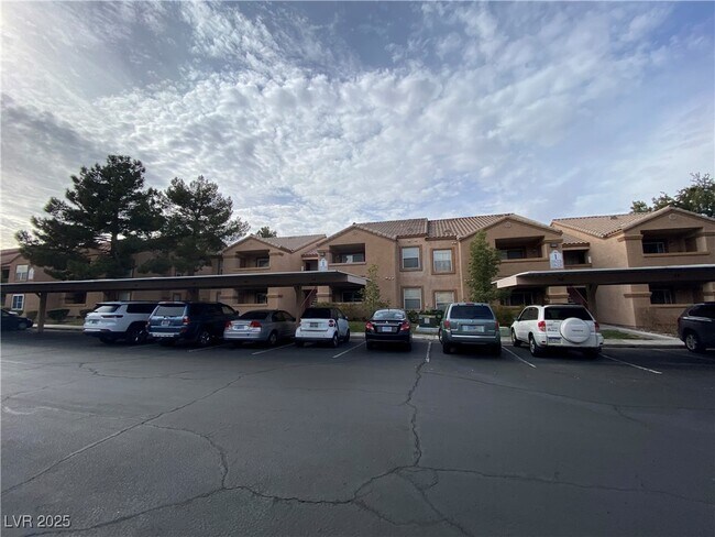 Building Photo - 1150 N Buffalo Dr