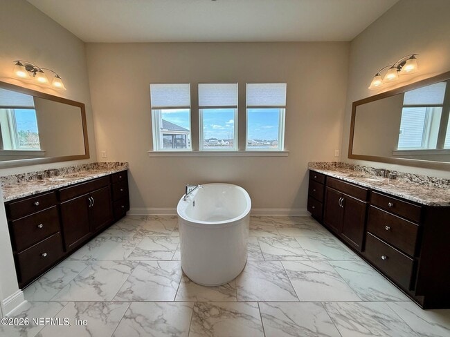 Building Photo - 194 Snowbell Ct