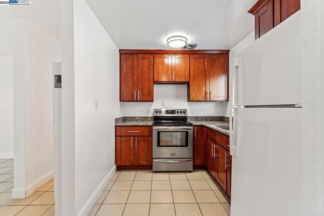 Building Photo - 1813 63rd St