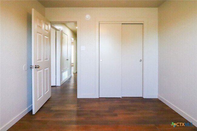 Building Photo - 3218 Rampart Loop