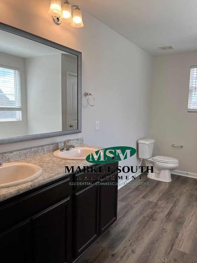 Building Photo - Rice Creek!  Port Wentworth **Rent Special...