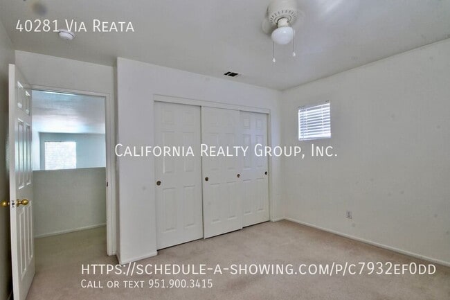 Building Photo - 40281 Vía Reata