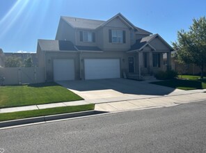 Building Photo - Spacious 6-Bedroom Home – Lehi, Saddle Ridge Community