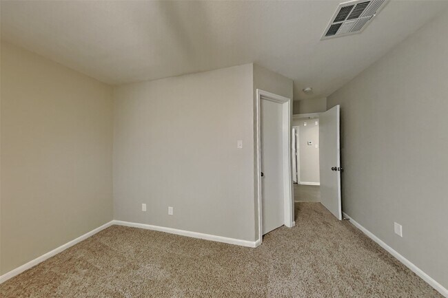 Building Photo - 20527 Cypress Gully Dr