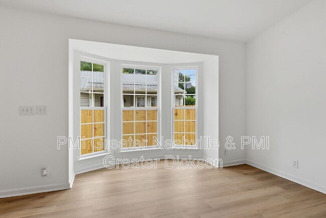 Building Photo - 3051 Casa Dr