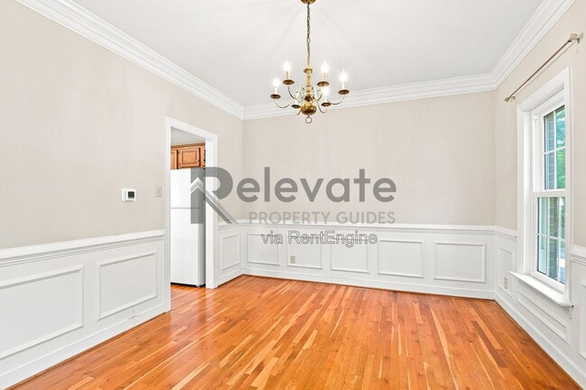 Building Photo - 13215 Hollyhock Ct