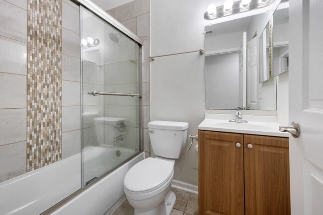 Building Photo - 20 Gant Cir