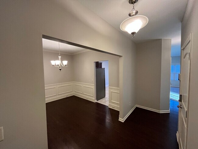 Building Photo - Fall in Love with Where You Live. Located in North Columbus