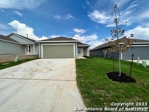 Building Photo - 10014 Ana Hts