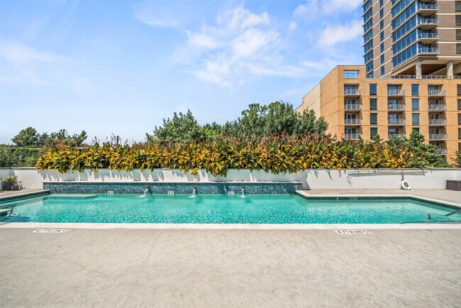 Building Photo - 1010 Rosine St