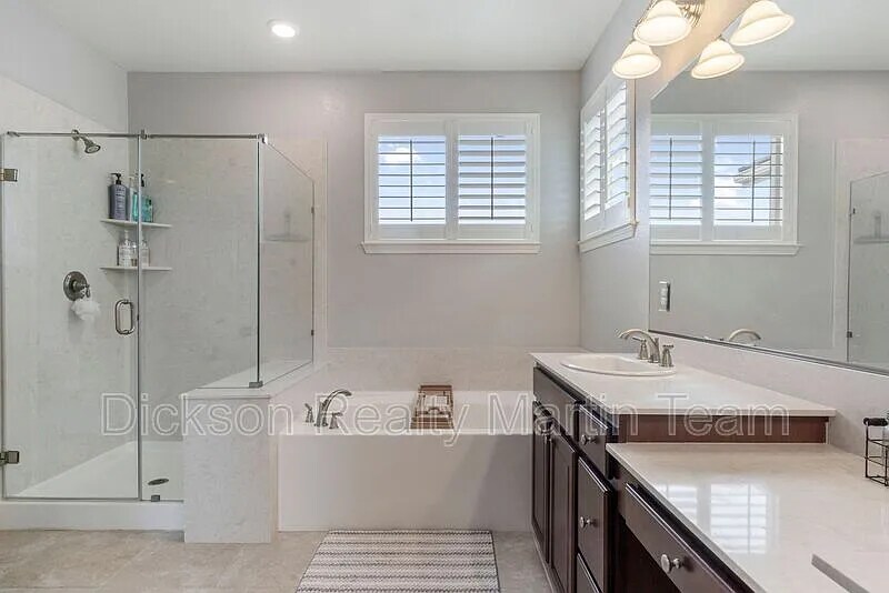 Building Photo - 1495 Heavenly View Trl