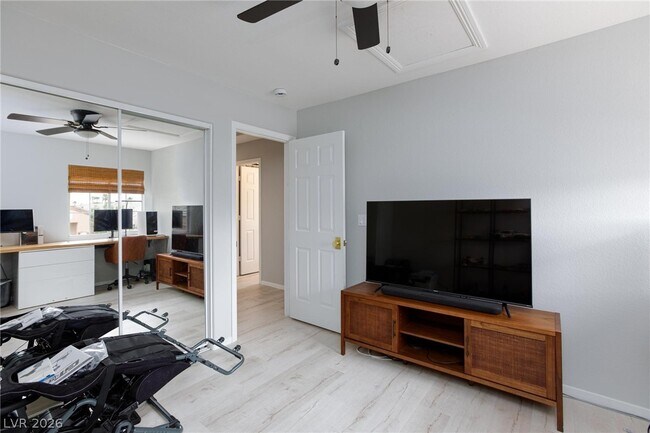 Building Photo - 8204 Burgesshill Ave