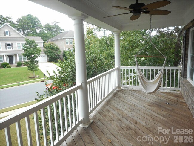Building Photo - 9628 Daufuskie Dr