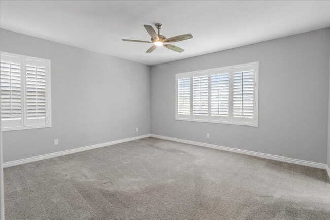 Building Photo - 1063 N 70th Way