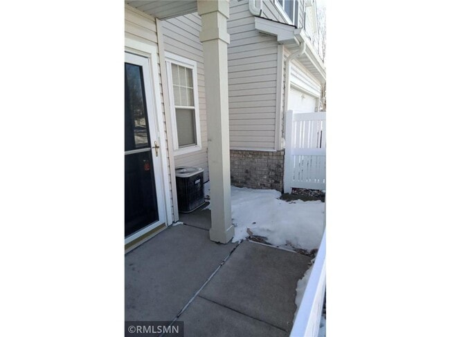 Building Photo - 5050 Holly Ln N