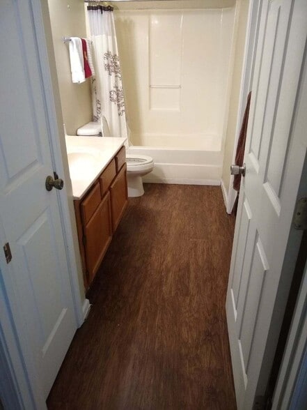 Building Photo - 200 Sandestin Ln