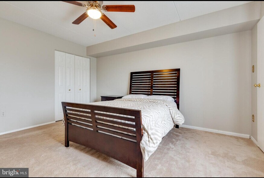 Room - 6300 Stevenson Ave