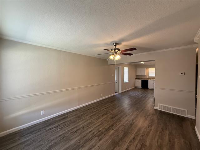 Building Photo - 3360 Caribbean Dr