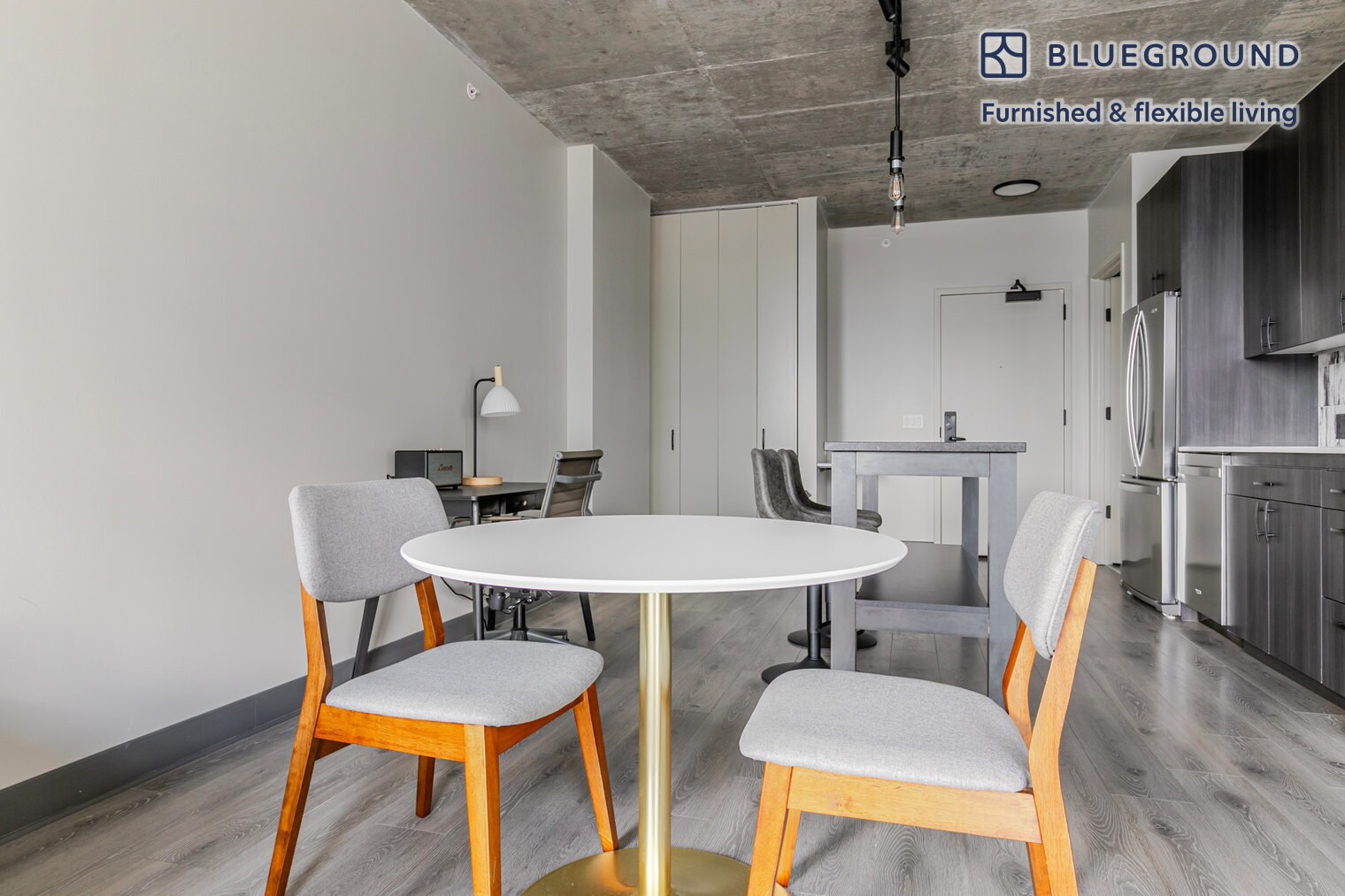 Building Photo - 180 N Ada St