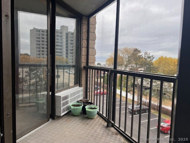 Building Photo - 140 Captain Thomas Blvd