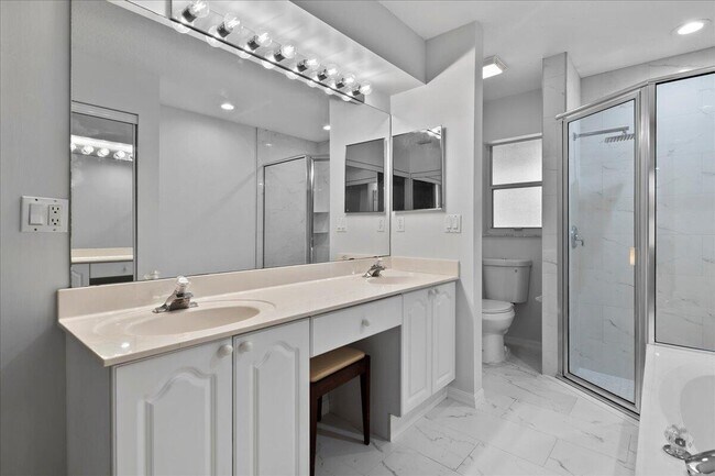 Building Photo - 5143 Elpine Way