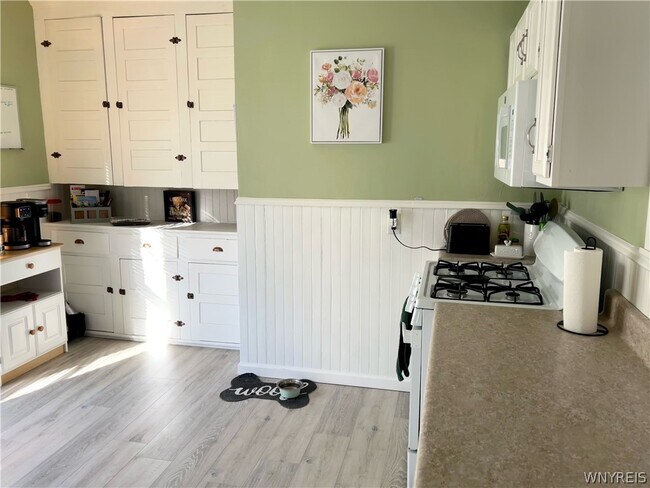 Building Photo - 18 Parkway St