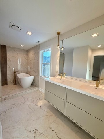 Building Photo - 830 Deerfield Rd