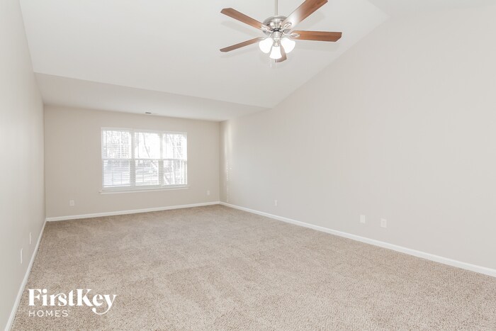 Building Photo - 2800 Black Walnut Ln