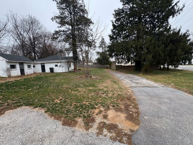 Building Photo - 2141 Brougher Ln