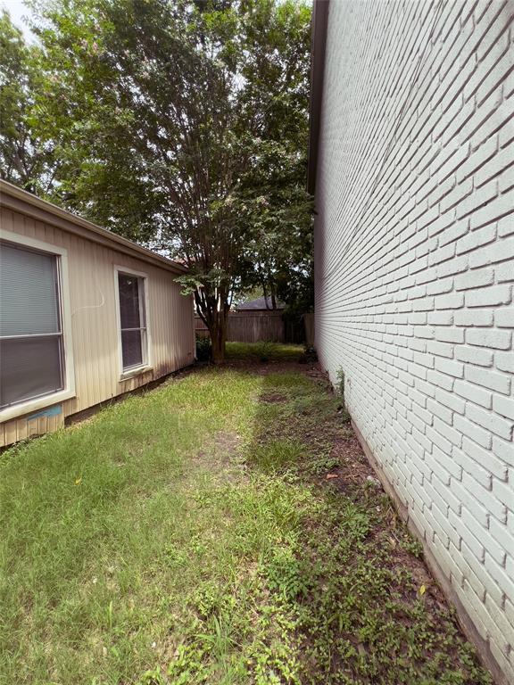 Building Photo - 2827 Waypark Dr
