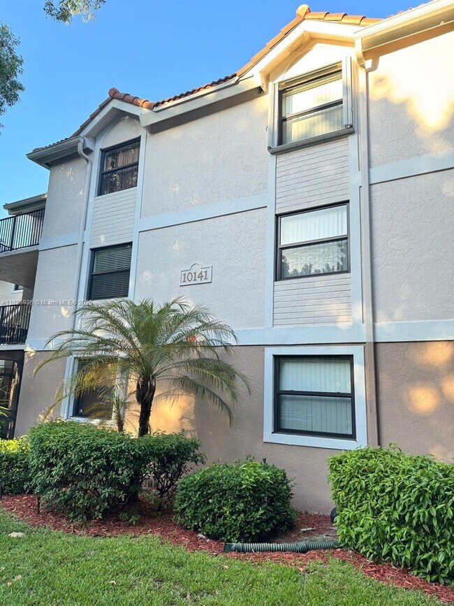 Building Photo - 10141 W Sunrise Blvd