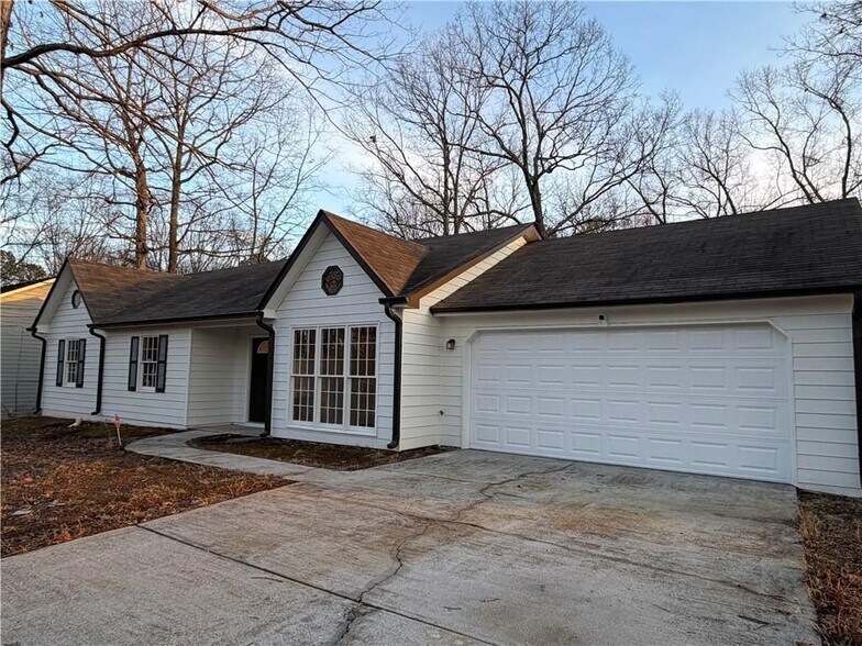 Building Photo - 65 Beaverdam Ct