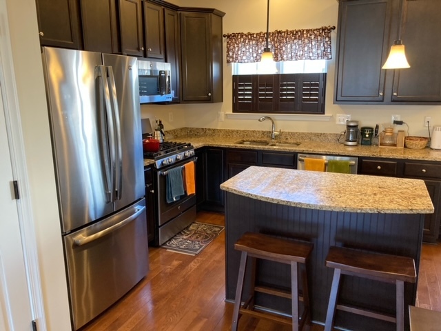 Kitchen - 2204 Mallard Landing Dr