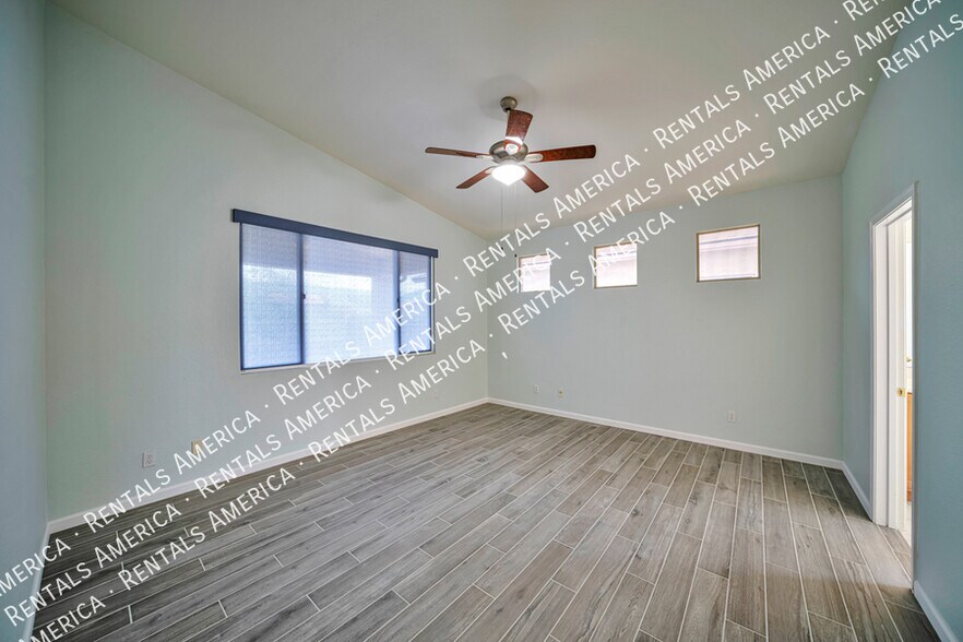 Building Photo - 12920 N Salt Cedar Dr
