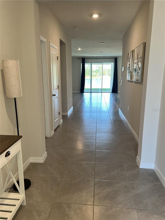 Building Photo - 1509 Tropical Oasis Ave