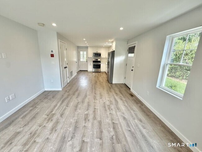 Building Photo - 66 Campfield Dr
