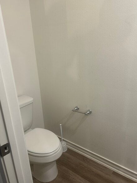half bath - 1822 Martin Luther King Dr