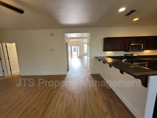 Building Photo - 11785 Rose Wind Ct