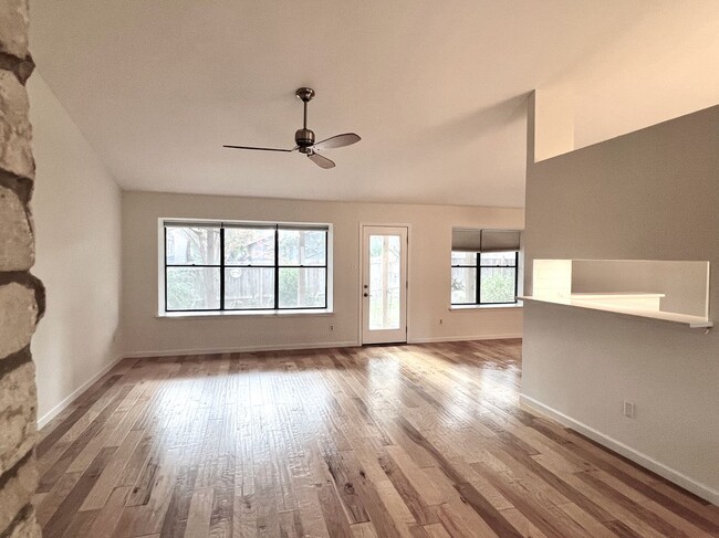 Building Photo - 2905 Goldbridge Dr