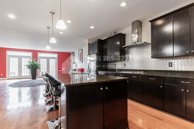 Building Photo - 15816 Swanscombe Lp