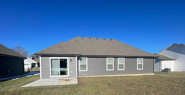 Building Photo - Beautiful Newly Constructed Home