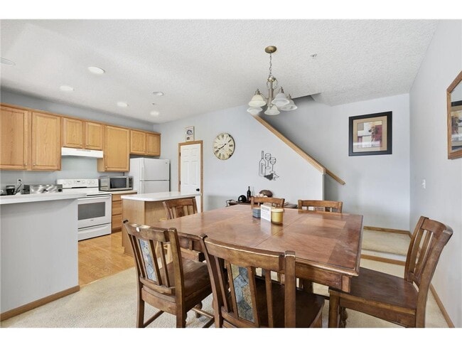 Building Photo - 13905 54th Ave N