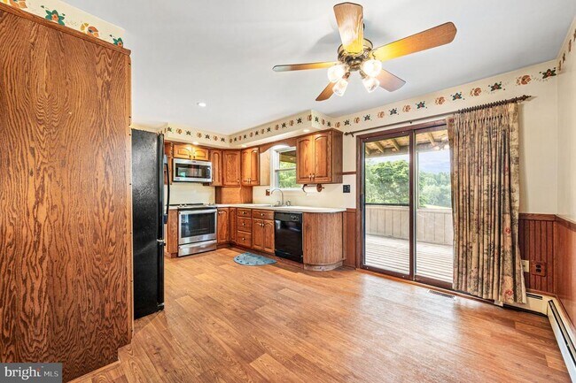 Building Photo - 1236 Ellis Cir