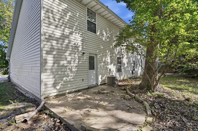Building Photo - 1317 Godas Cir