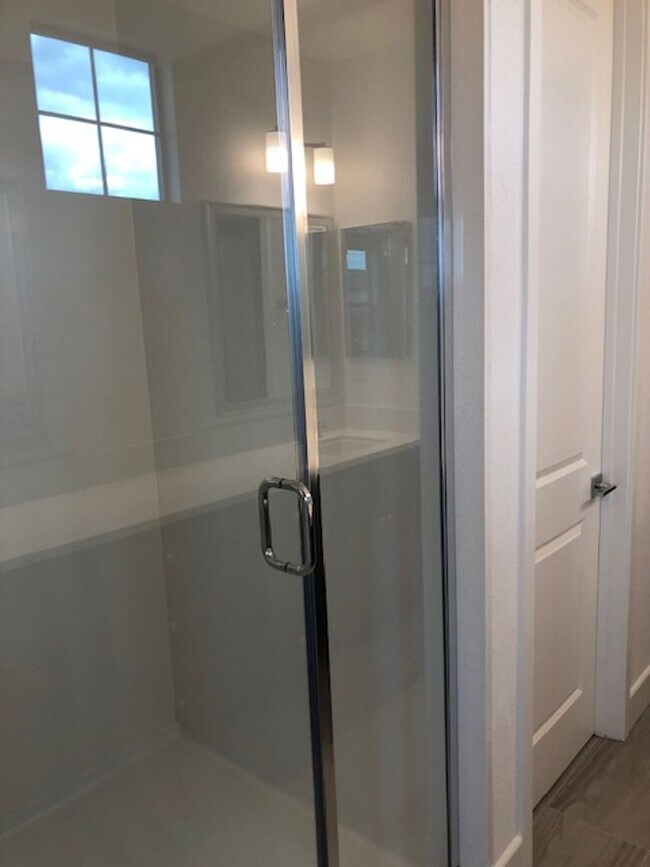 Building Photo - Newer 3 Bedroom 2.5 Bath in Mountain House