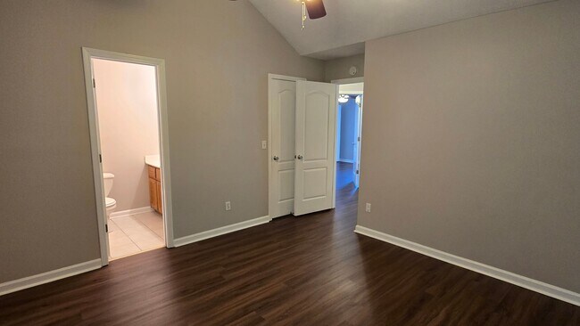 Building Photo - Laurel Creek Subdivision