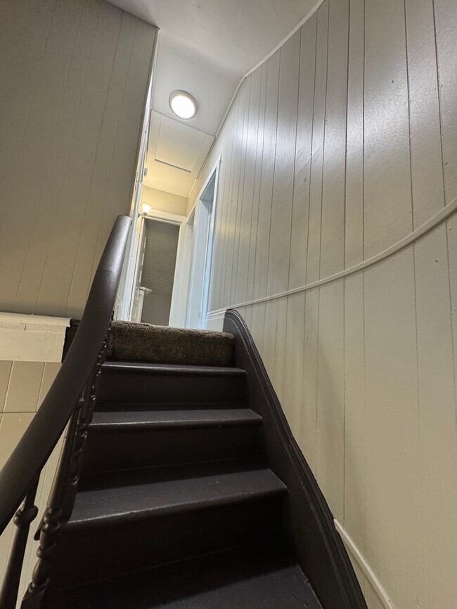 Building Photo - Spacious Four Bedroom House Close to Downtown Lafayette!